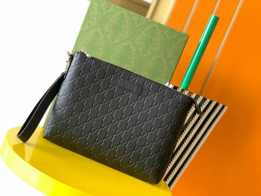 Gucci Luxury Bags 1152