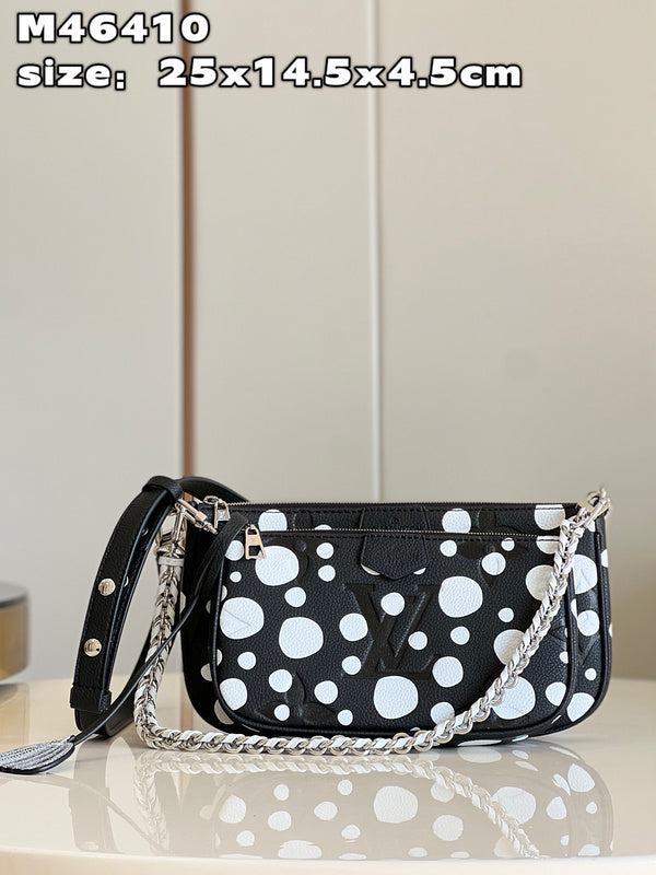 Alice Bags- Louis Vuittons - 15914
