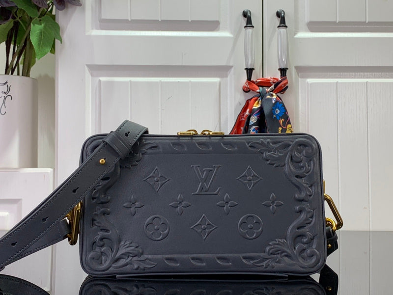 Alice bags - Louis Vuittons - 15247