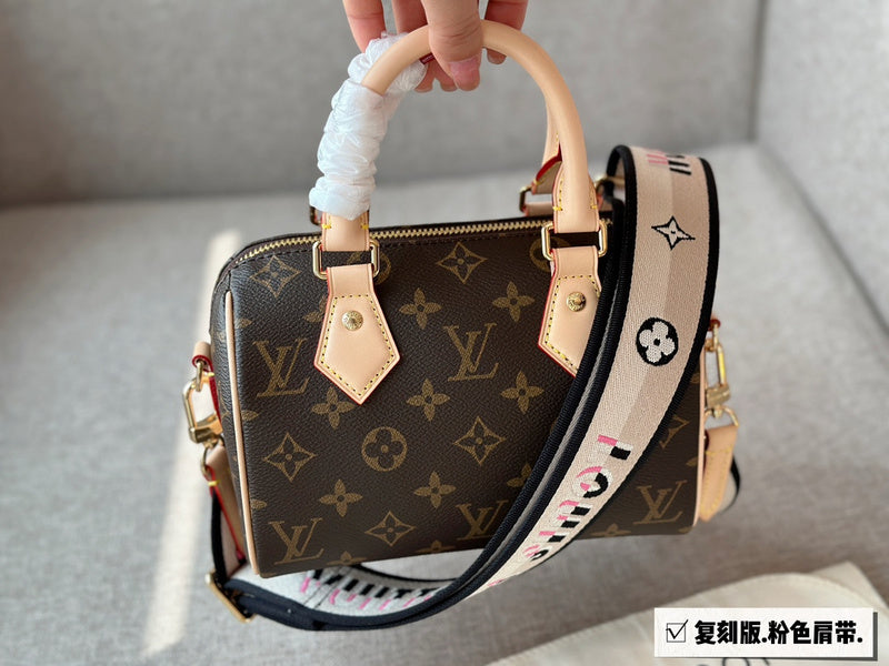 Alice bags - Louis Vuittons - 15101
