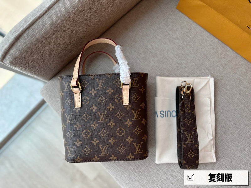 Alice bags - Louis Vuittons - 15079