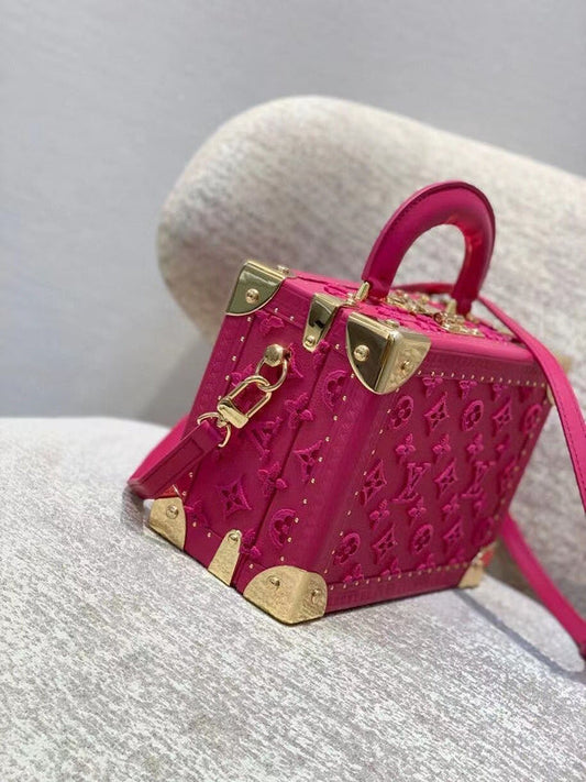 Alice Bags- Louis Vuittons - 16596