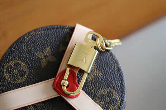 Alice bags - Louis Vuittons - 9357
