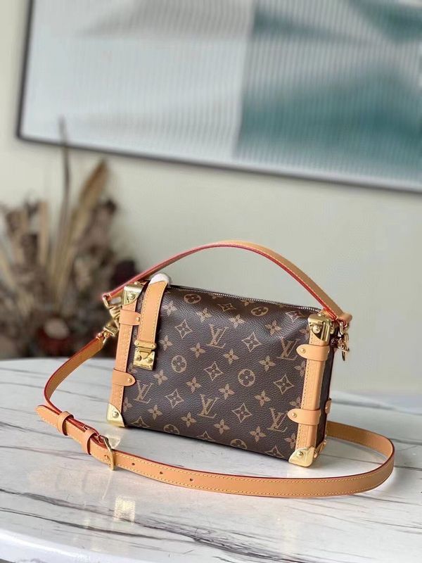 Alice Bags- Louis Vuittons - 15932
