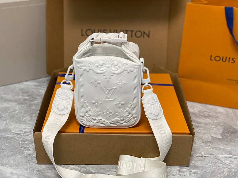 Alice bags - Louis Vuittons - 15479