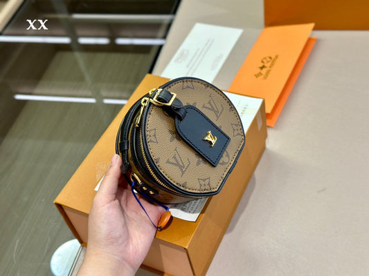 Alice bags - Louis Vuittons - 15042