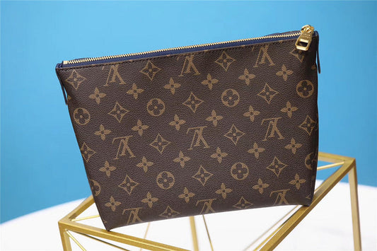 Alice bags - Louis Vuittons - 8000