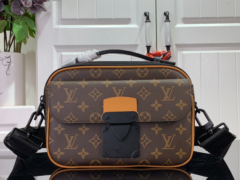 Alice bags - Louis Vuittons - 15206