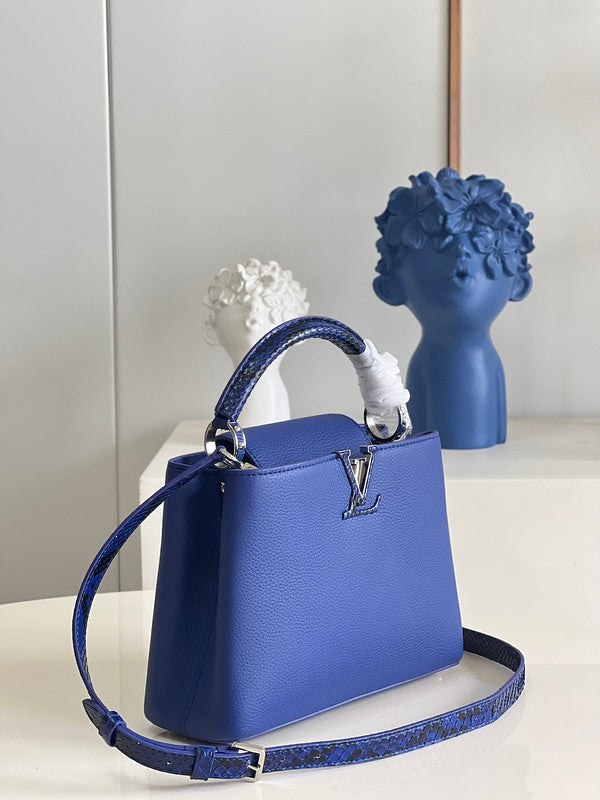 Alice Bags- Louis Vuittons - 16598