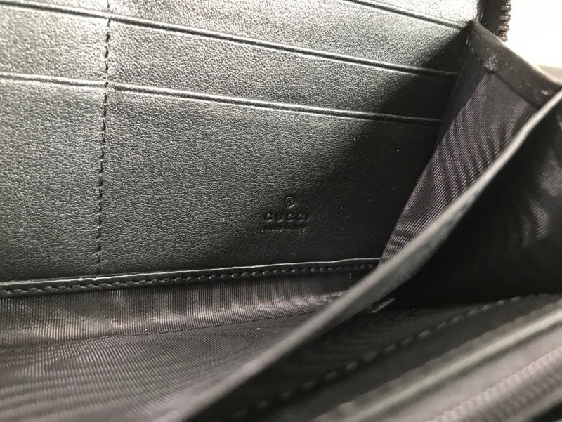 Gucci Luxury Bags 914