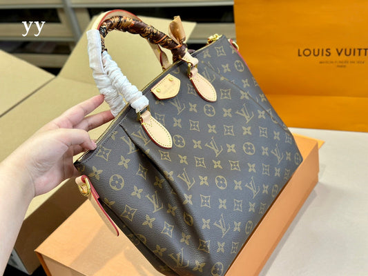 Alice bags - Louis Vuittons - 15001