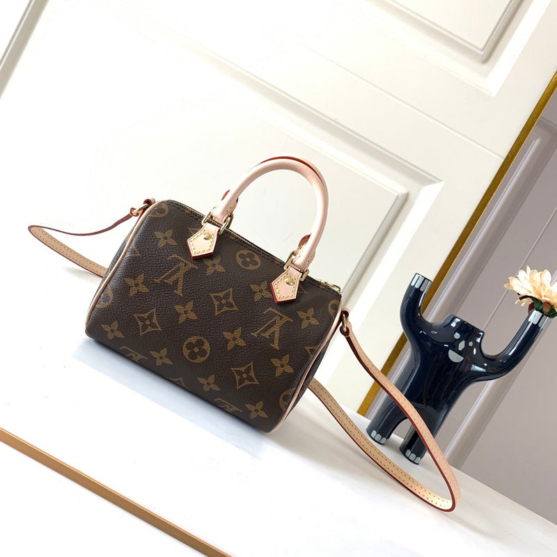 Alice Bags- Louis Vuittons - 16247