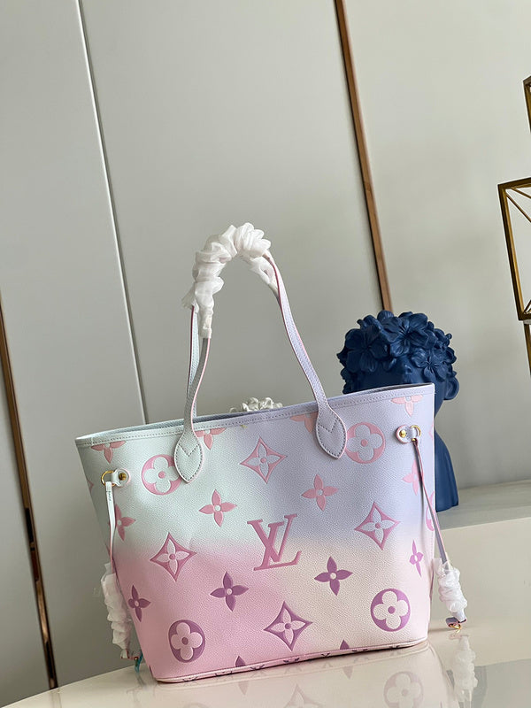 Alice Bags- Louis Vuittons - 16621