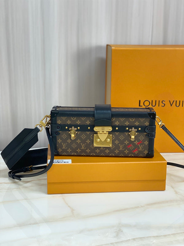 Alice Bags- Louis Vuittons - 16438