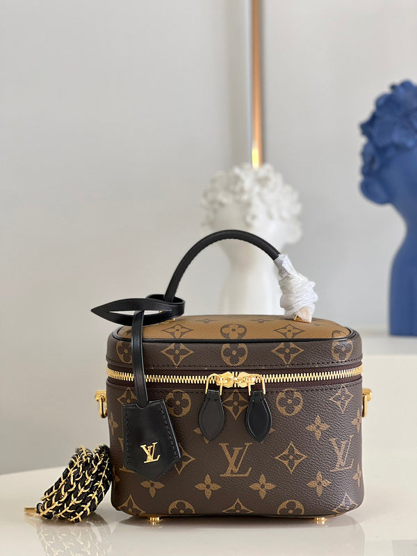 Alice Bags- Louis Vuittons - 16472