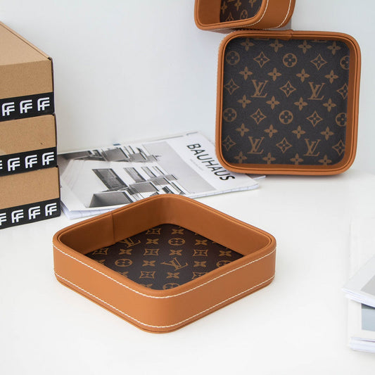 Alice Bags- Louis Vuittons - 16091