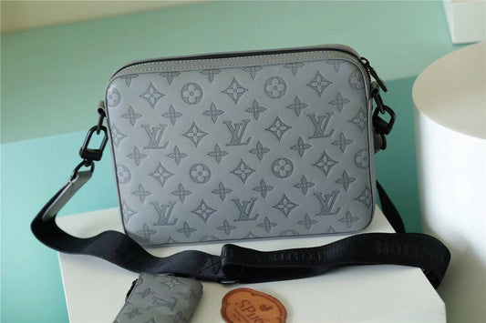 Alice bags - Louis Vuittons - 10046