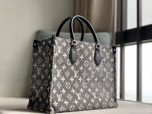 Alice Bags- Louis Vuittons - 16022