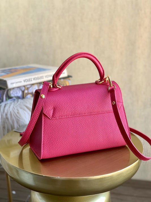 Alice Bags- Louis Vuittons - 15872