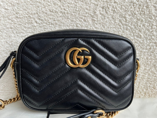 Gucci GG Black Marmont Mini Shoulder Bag (RRP £1,360)