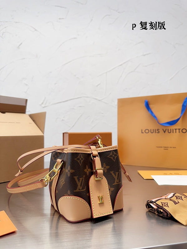 Alice bags - Louis Vuittons - 14945
