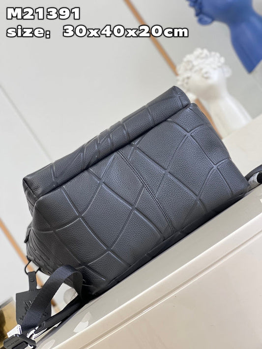 Alice Bags- Louis Vuittons - 16006