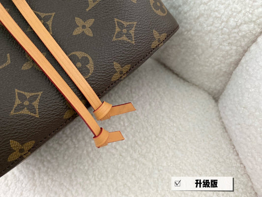 Alice bags - Louis Vuittons - 15076