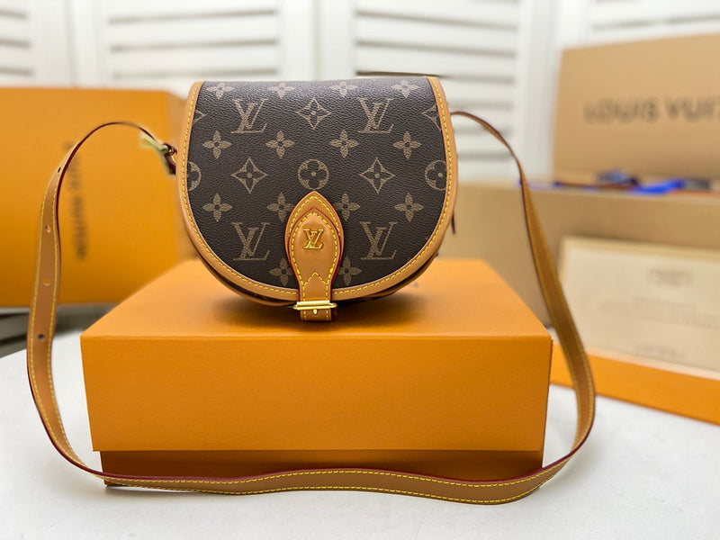 Alice Bags- Louis Vuittons - 16620