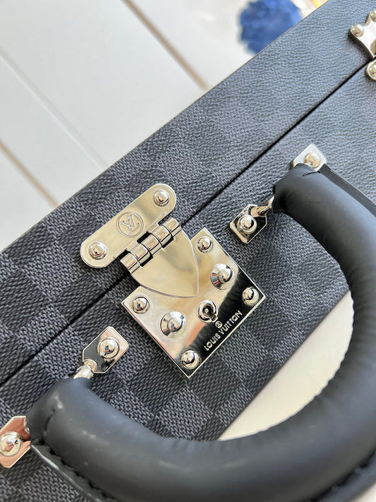Alice bags - Louis Vuittons - 9505