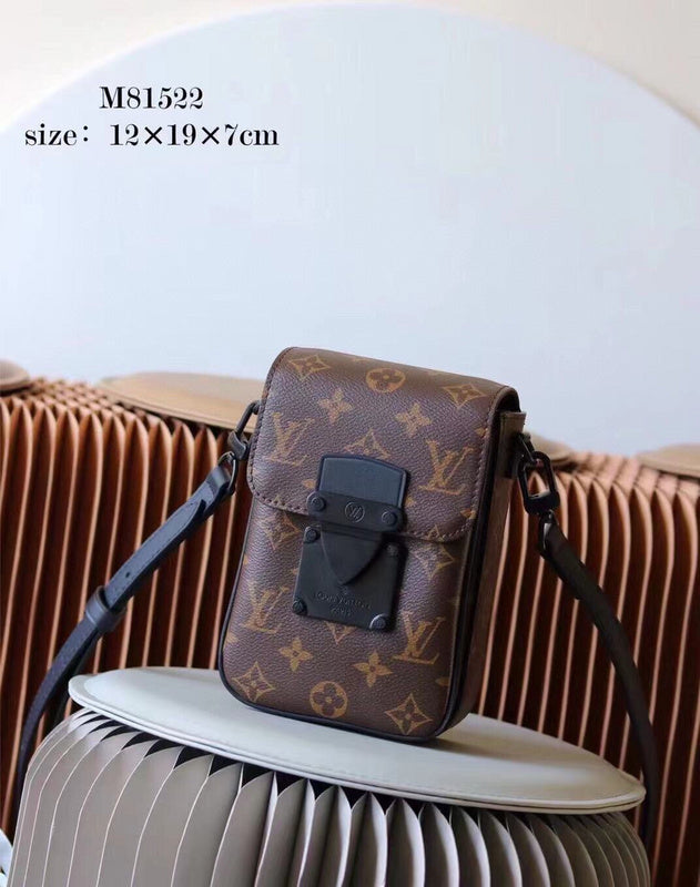 Alice Bags- Louis Vuittons - 15949