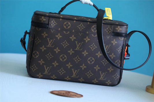 Alice bags - Louis Vuittons - 10448