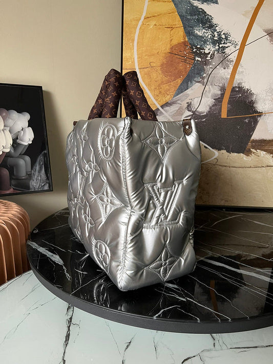 Alice Bags- Louis Vuittons - 16117