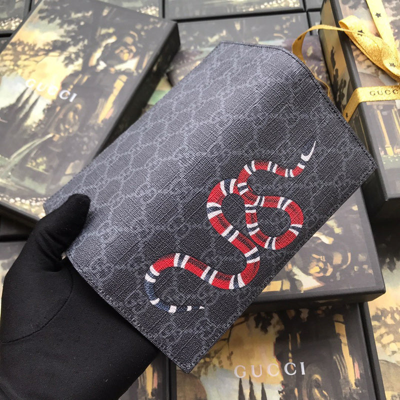 Gucci Luxury Bags 901