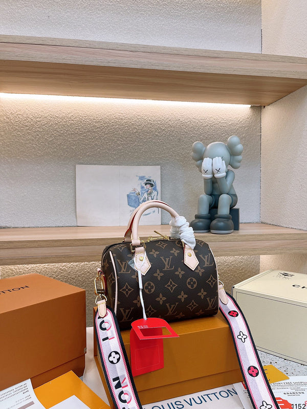 Alice bags - Louis Vuittons - 15143