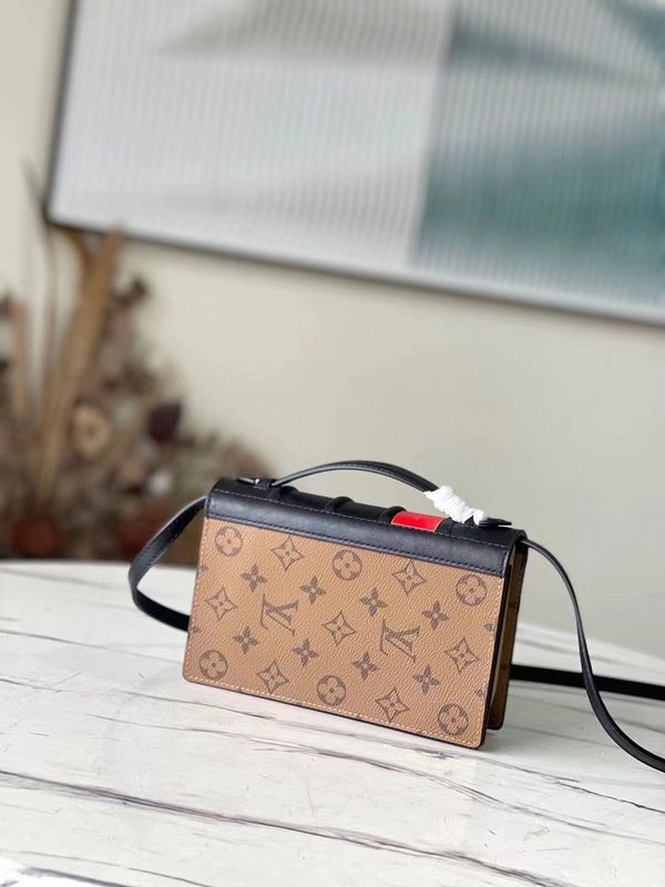 Alice Bags- Louis Vuittons - 15933