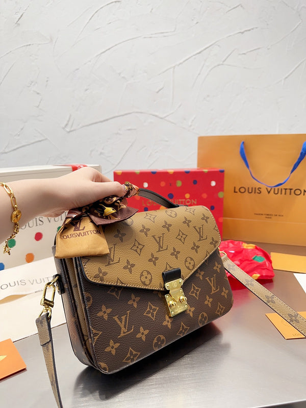 Alice bags - Louis Vuittons - 15056