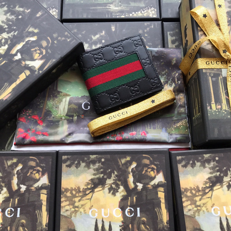 Gucci Luxury Bags 952
