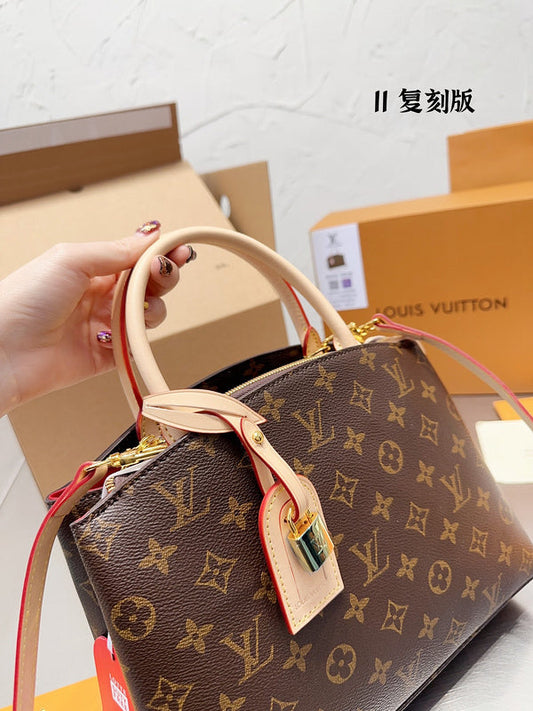 Alice bags - Louis Vuittons - 15120