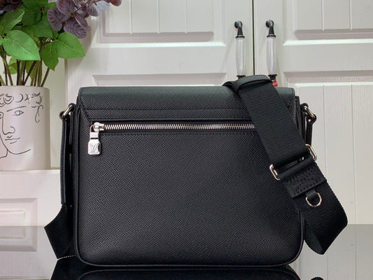 Alice Bags- Louis Vuittons - 16210
