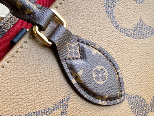 Alice Bags- Louis Vuittons - 16569