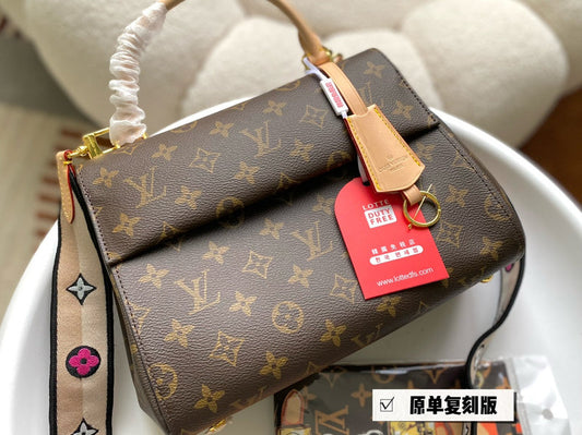 Alice bags - Louis Vuittons - 14915