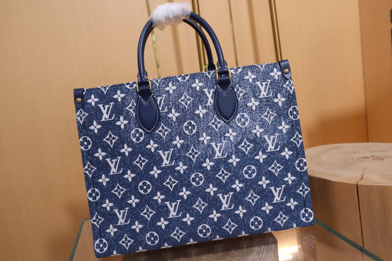 Alice Bags- Louis Vuittons - 16717