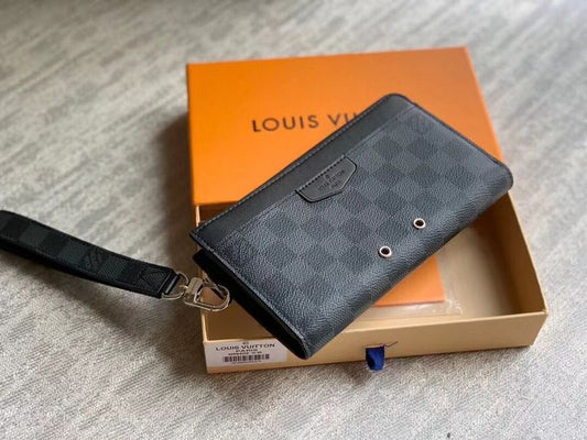 Alice Bags- Louis Vuittons - 16325
