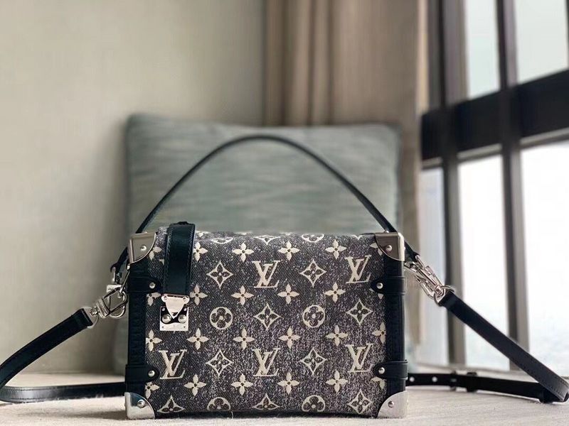 Alice Bags- Louis Vuittons - 16026