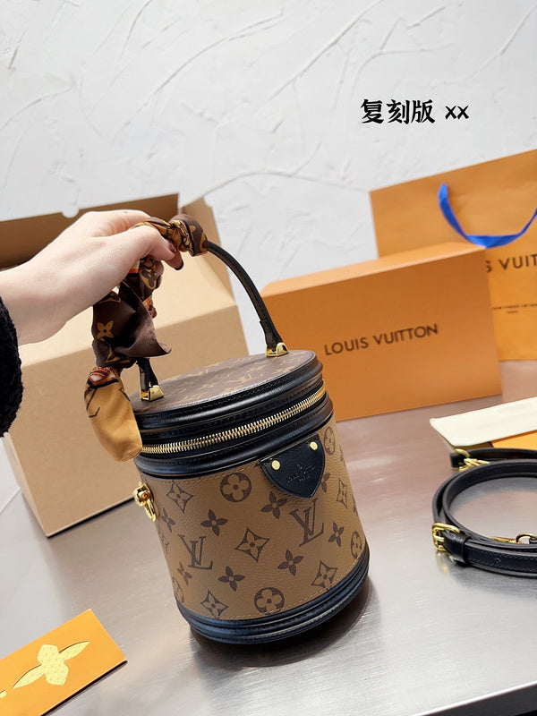 Alice bags - Louis Vuittons - 15129