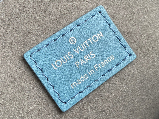 Alice Bags- Louis Vuittons - 16335