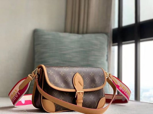 Alice bags - Louis Vuittons - 15619