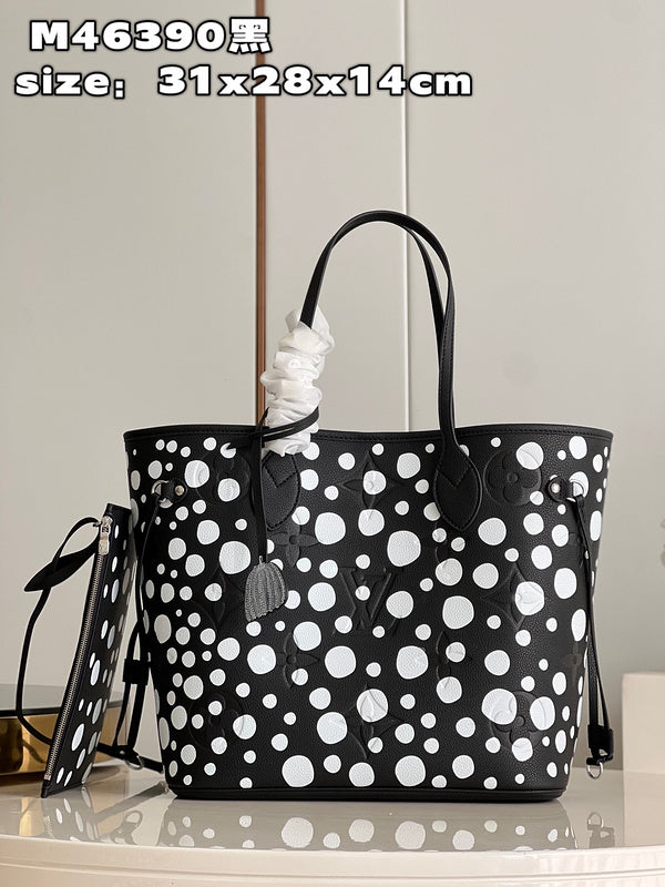 Alice Bags- Louis Vuittons - 15916