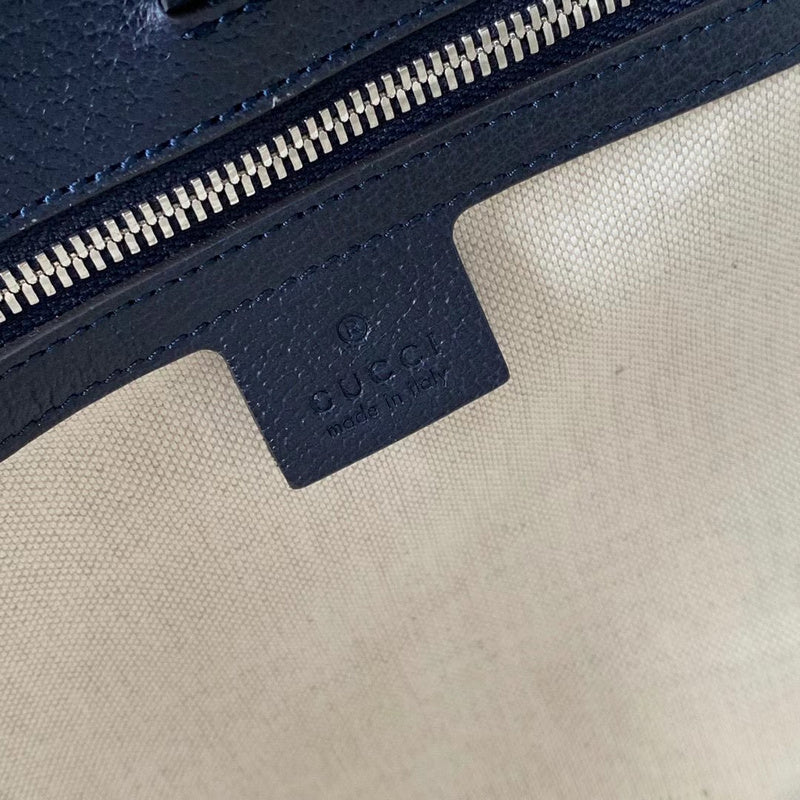 Gucci Luxury Bags 985