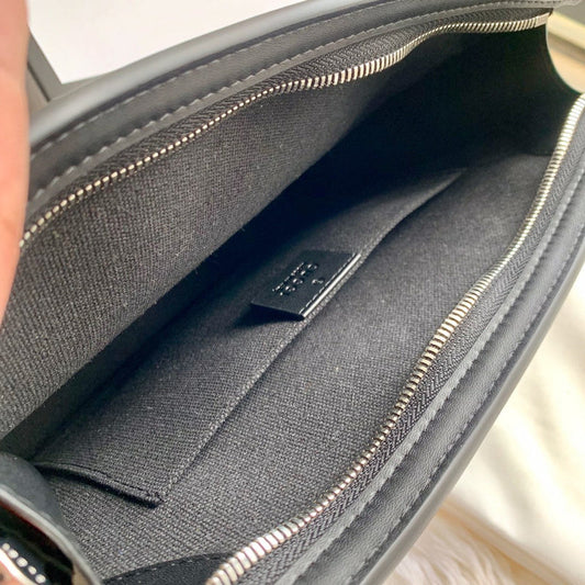 Gucci Luxury Bags 1329